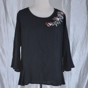 Anthropologie Solitaire Blouse Embroidery Size Medium Black Rufle Hem